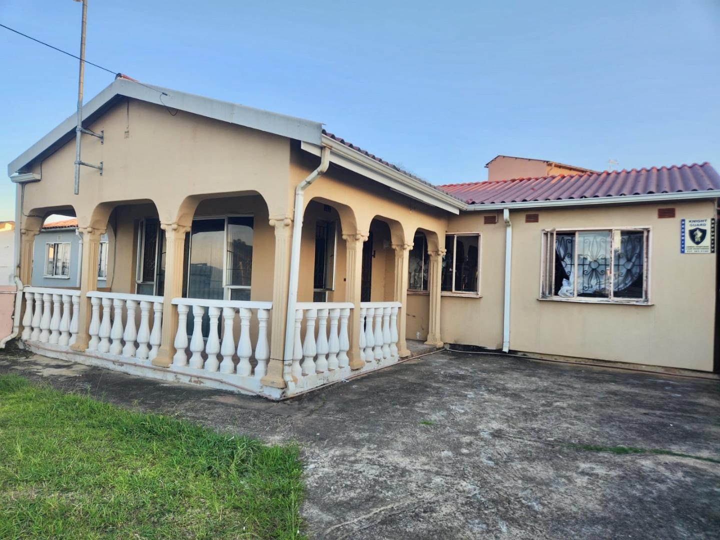 3 Bedroom House for Sale in Caneside, Phoenix - KwaZulu Natal