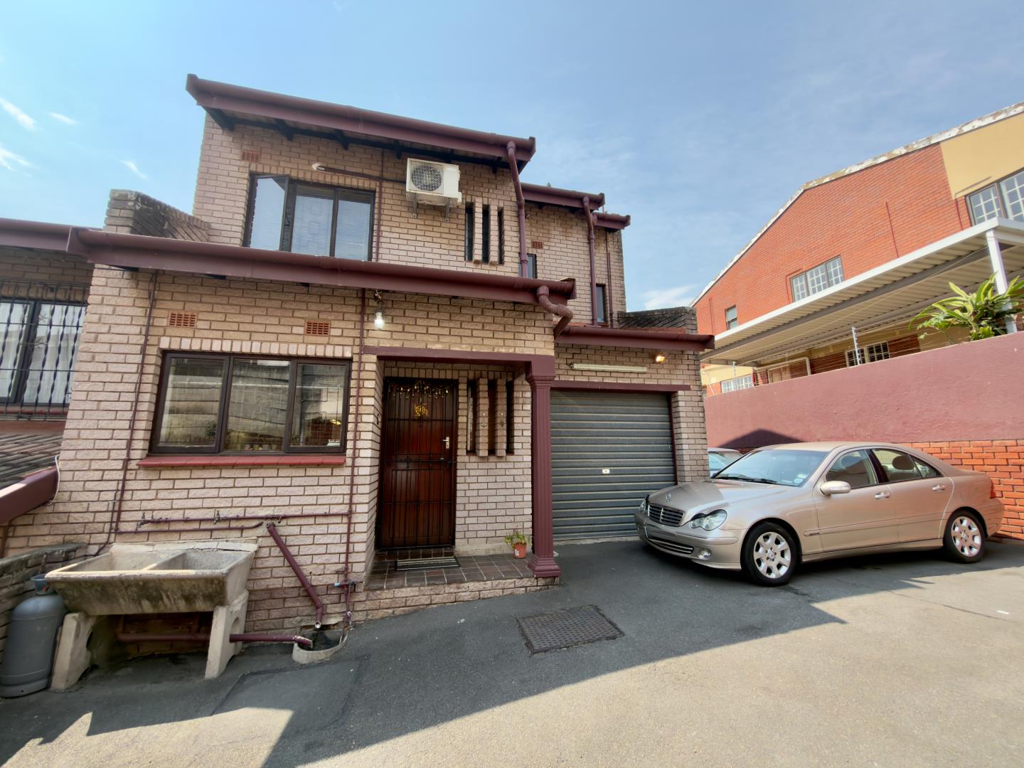 3 Bedroom Townhouse for Sale in Reservoir Hills, Durban - KwaZulu Natal