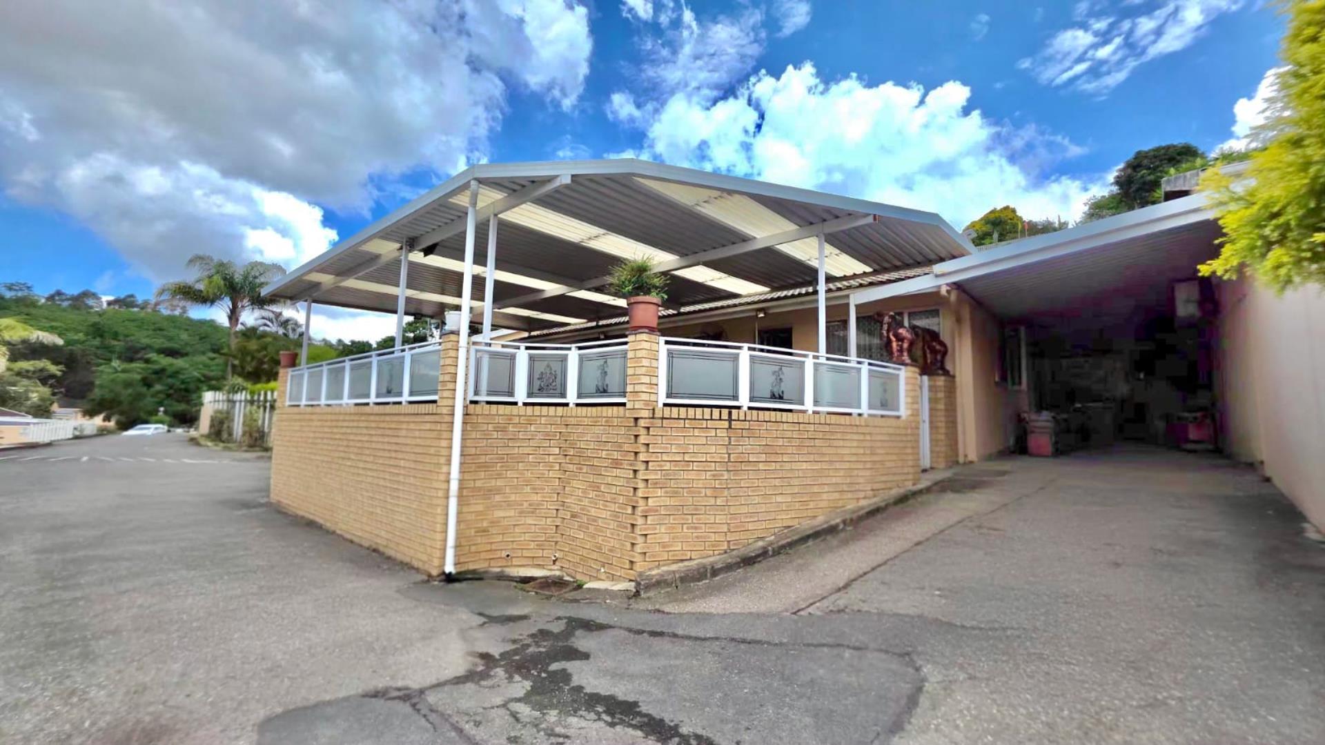 3 Bedroom Townhouse for Sale in Sherwood, Durban - KwaZulu Natal