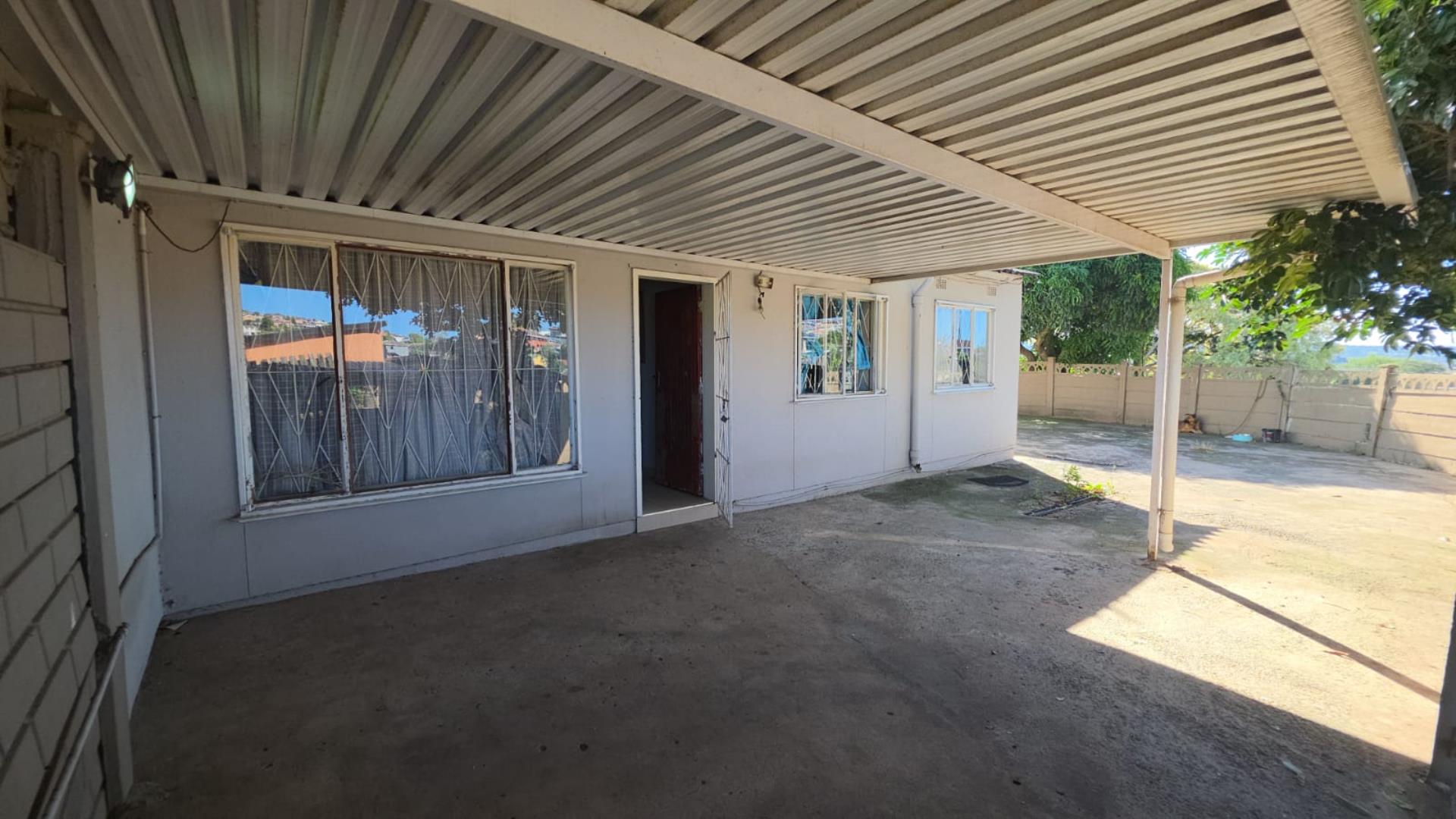 3 Bedroom House for Sale in Caneside, Phoenix - KwaZulu Natal