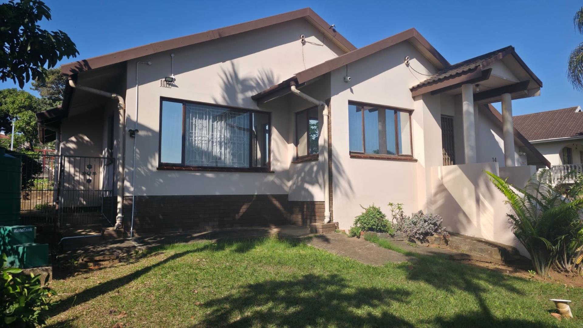 4 Bedroom House for Sale in Brindhaven, Verulam - KwaZulu Natal